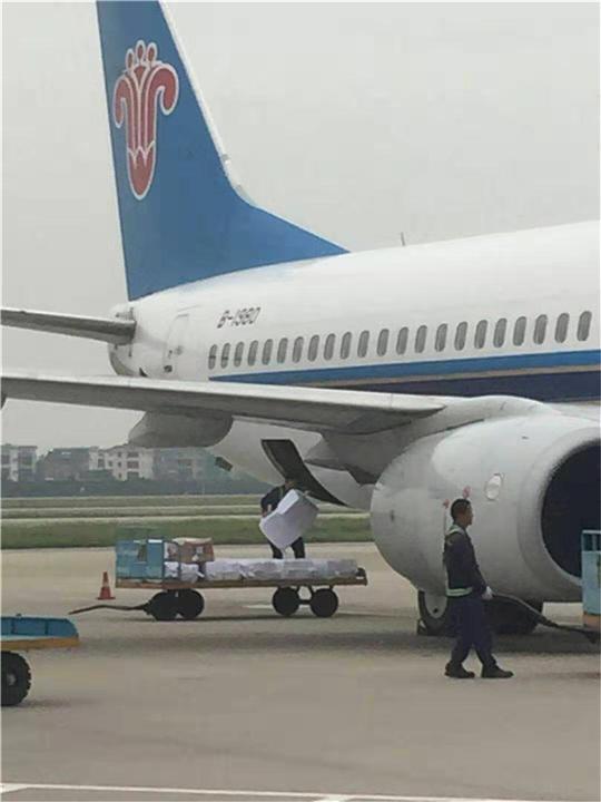 东莞高铁站白云机场接送服务
