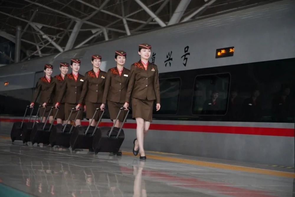 东莞高铁站深圳北站包车